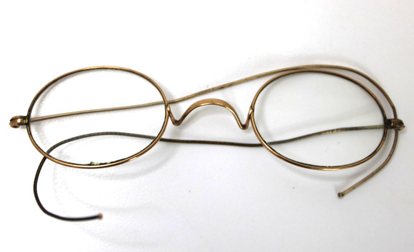 Antique J.K.O CO JKO Gold-Filled Oval Lens Scroll Bridge Reading Glasses Display main image 4